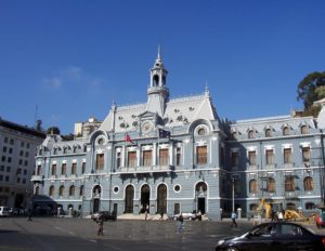 Valparaíso to Santiago: One-Way or Round-Trip Private Transfer